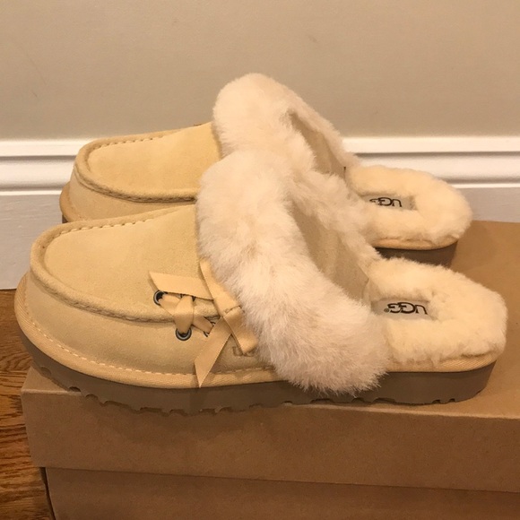 ugg beachwood slipper